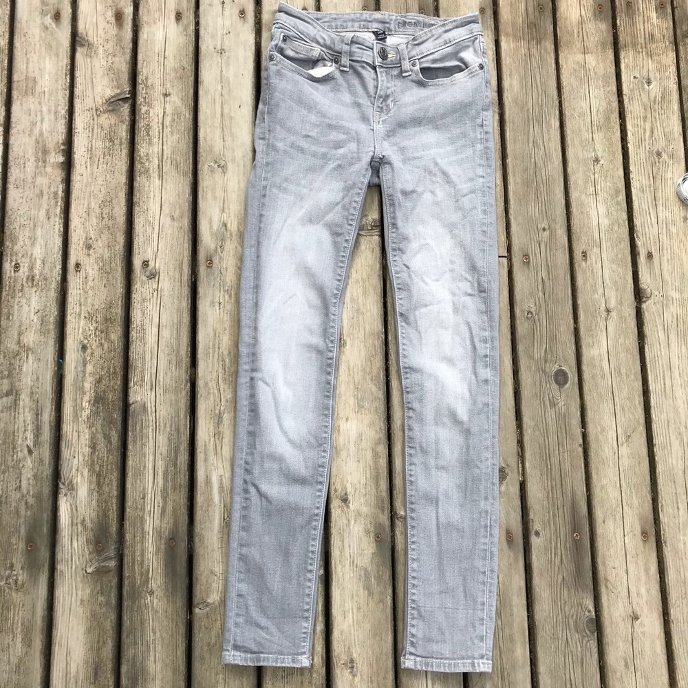 ✨3 for $15 GAP Skinny Jeans